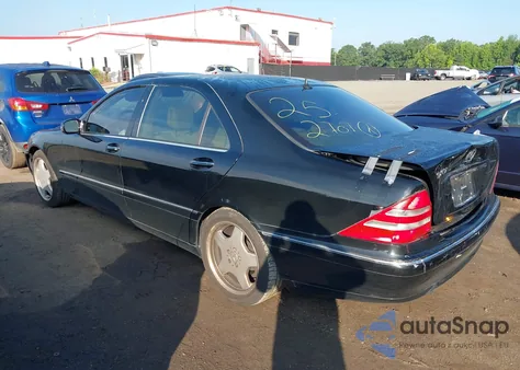 2002 Mercedes-Benz S 500 z USA, uszkodzony, nr VIN WDBNG75J22A259290